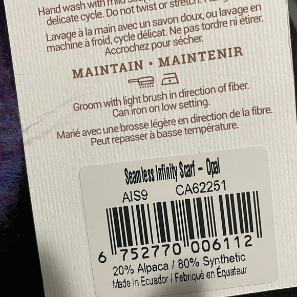 Pokoloko women’s Alpaca blend multi color seamless infinity Scarf - Picture 5 of 5